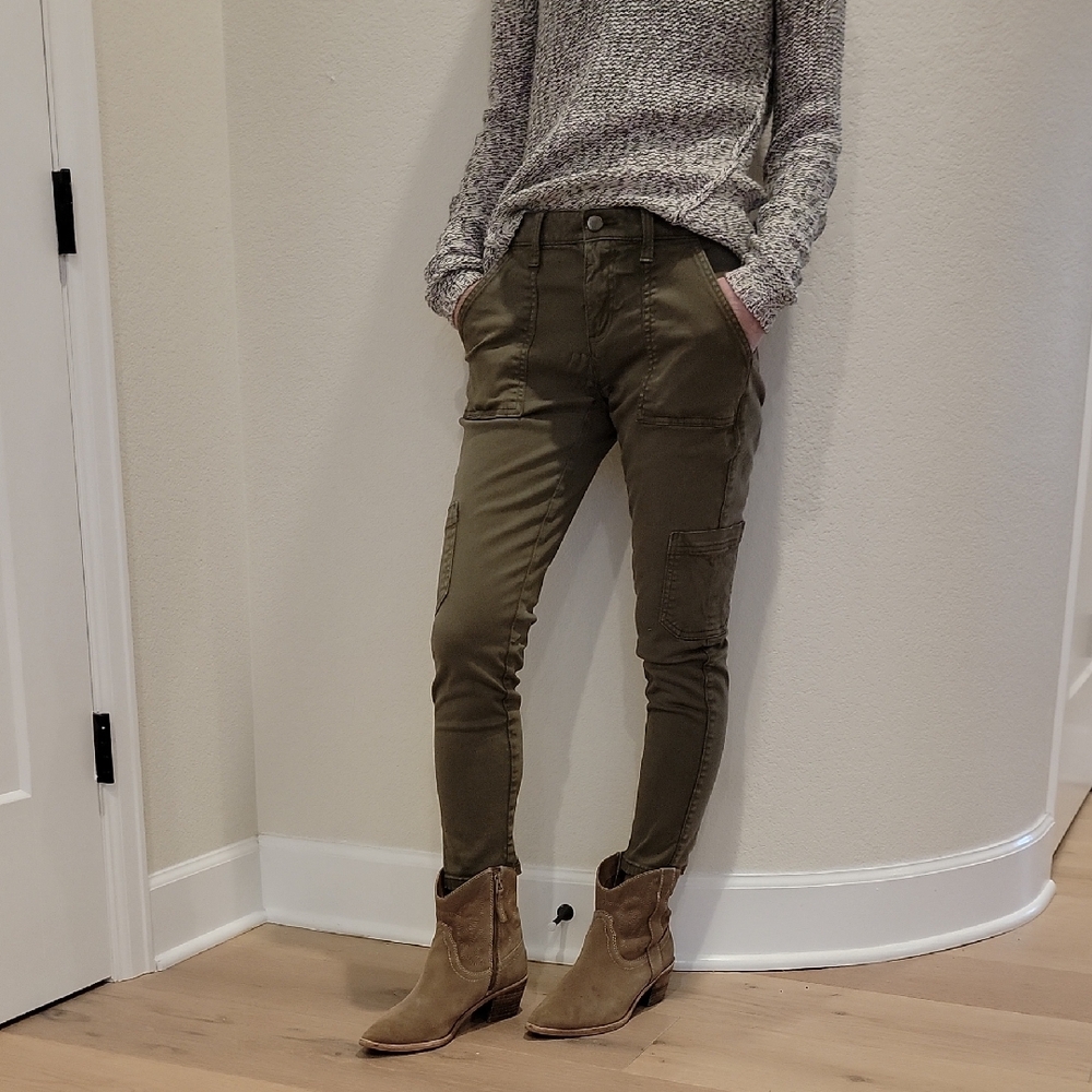 Banana Republic Olive Skinny Cargo Pants